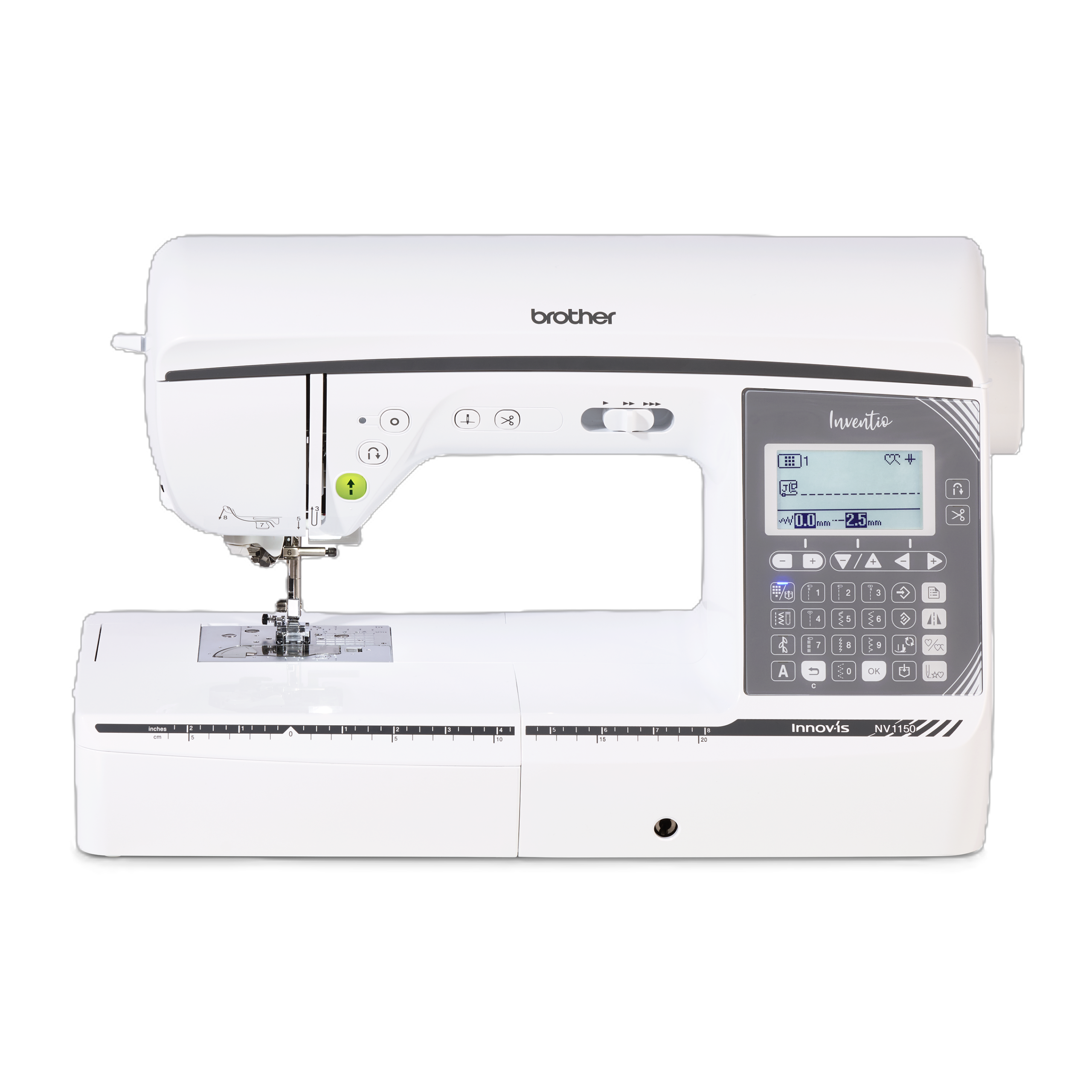 Brother Innov-is NV1150 Inventio set forfra med display Brother Innov-is NV1150 Inventio arbejdsområde og nålefelt Brother Innov-is NV1150 Inventio i brug til quiltning Brother Innov-is NV1150 Inventio med stor arbejdsplads Brother Innov-is NV1150 Inventio med tilbehør og funktioner